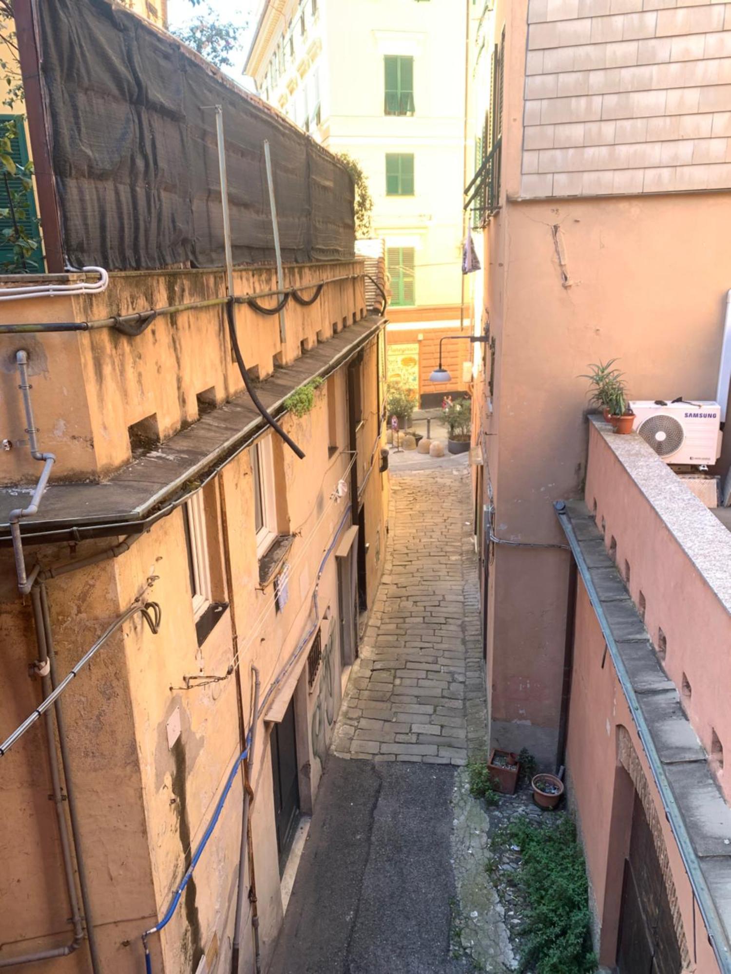 Ferienwohnung The First Colombo Brignole XX Settembre Genua Exterior foto